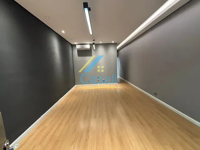 Sala com 45m², para alugar, no bairro Centro em São Roque