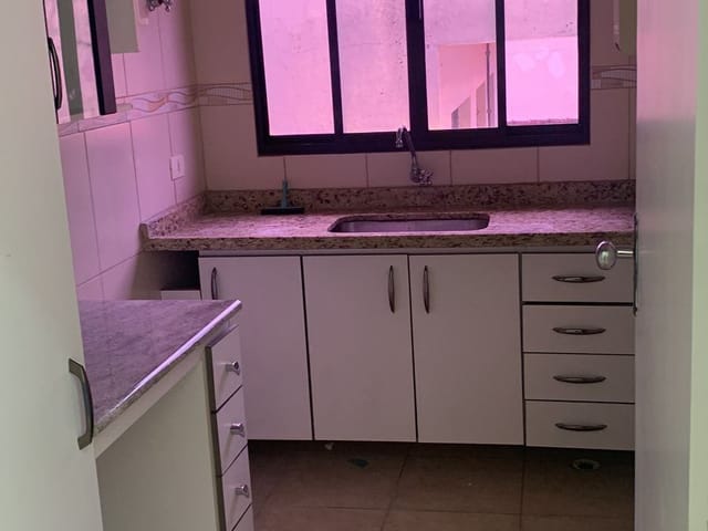 Sala para alugar, no bairro Vila Oliveira em Mogi das Cruzes