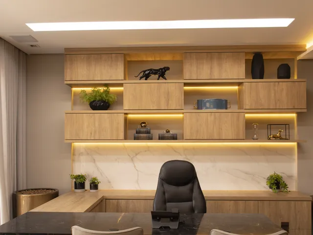 Sala à venda, no bairro Centro em Florianópolis