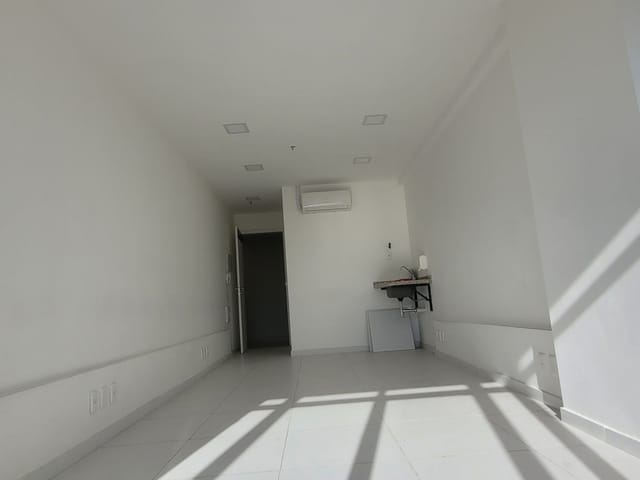 Sala com 26m², à venda, no bairro Tijuca em Rio de Janeiro