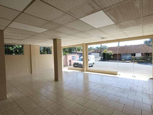 Sala para alugar, no bairro Centro em Pomerode