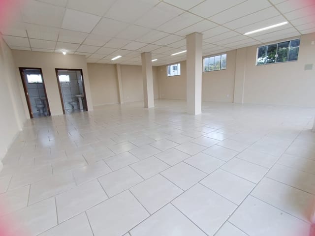 Sala para alugar, no bairro Centro em Pomerode