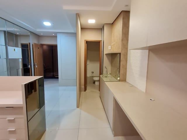 Sala com 33m², para alugar, no bairro Setor Oeste em Goiânia