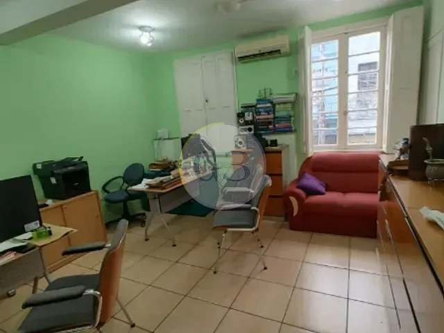 Sala à venda, no bairro Centro em Pelotas