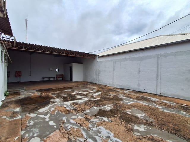 Sala com 199m², para alugar, no bairro Jardim Perola em Birigui