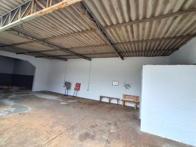 Sala com 199m², para alugar, no bairro Jardim Perola em Birigui