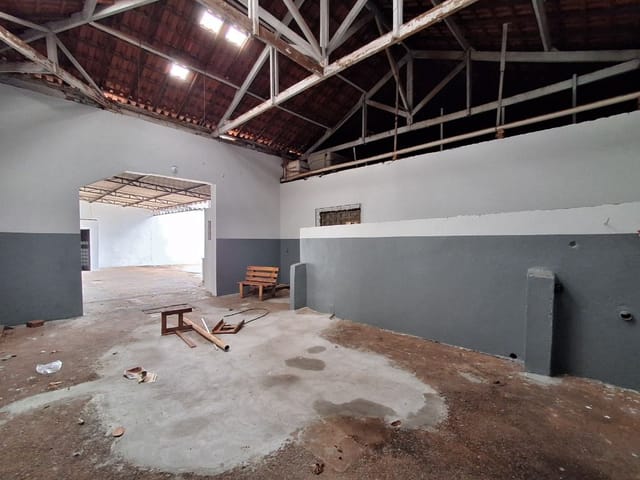 Sala com 199m², para alugar, no bairro Jardim Perola em Birigui