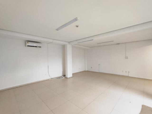 Sala à venda, no bairro Centro em Nova Prata