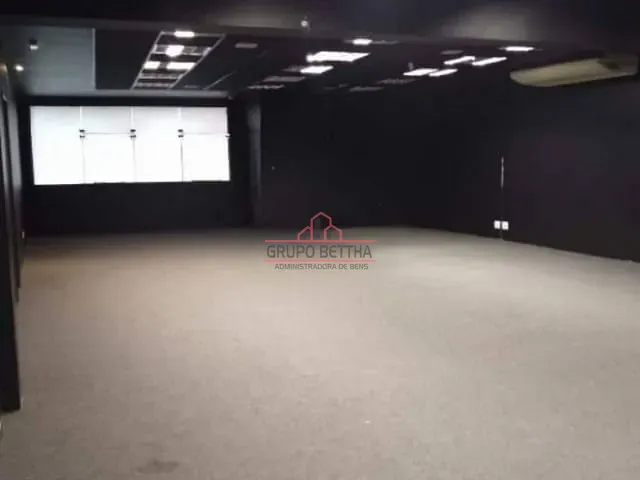 Sala com 220m², para alugar, no bairro Jardim dos Camargos em Barueri