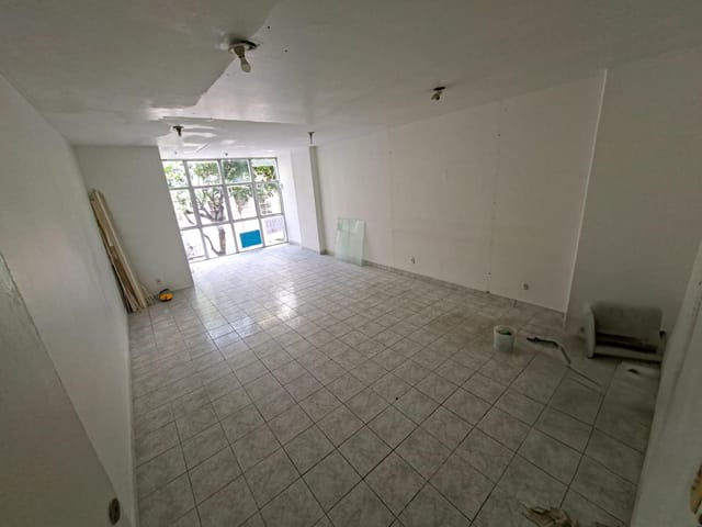 Sala com 50m², à venda ou para alugar, no bairro Comércio em Salvador