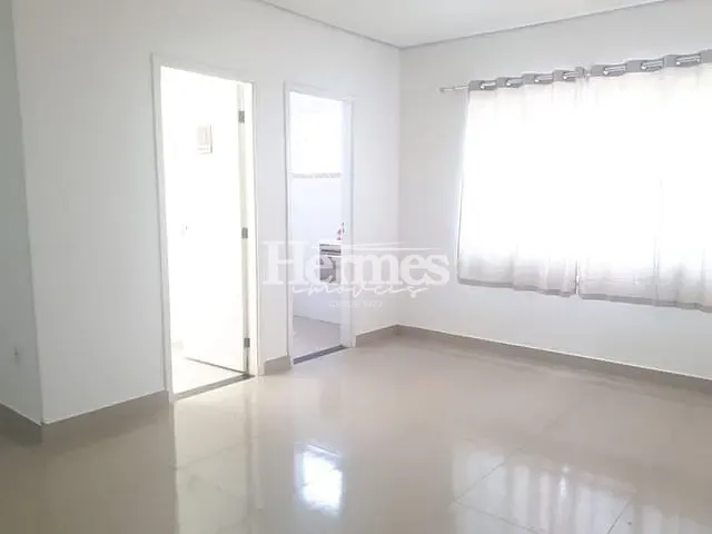 Sala com 26m², para alugar, no bairro Vila Bressani em Paulínia
