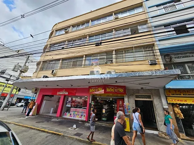 Sala à venda, no bairro Méier em Rio de Janeiro