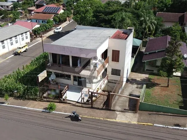 Sala com 65m², para alugar, no bairro Canabarro em Teutônia