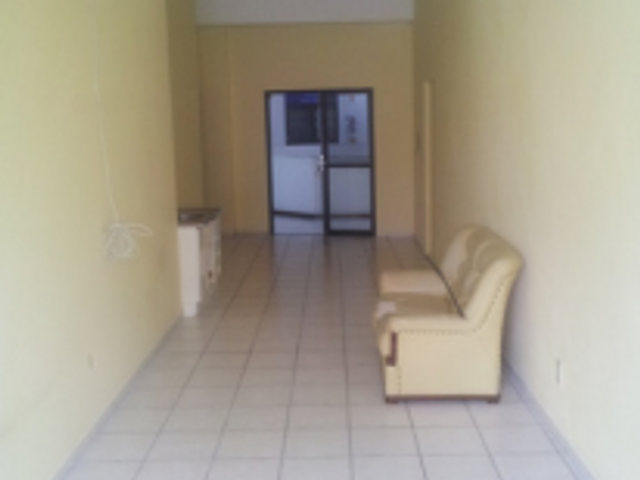 Sala à venda, no bairro Meia Praia em Itapema