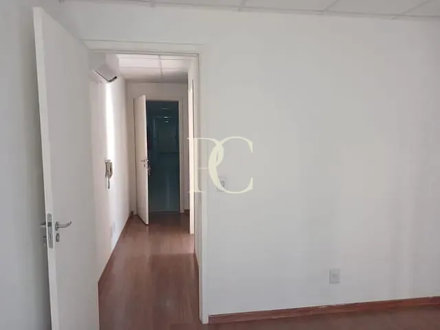 Sala à venda ou para alugar, no bairro Jardim Paulista em São Paulo