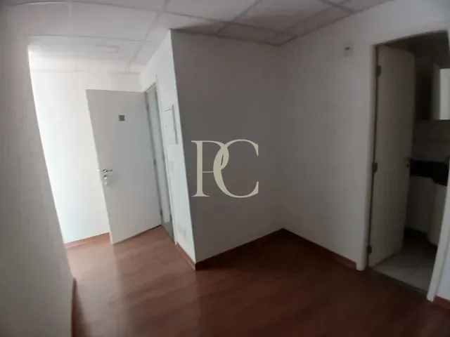 Sala à venda ou para alugar, no bairro Jardim Paulista em São Paulo