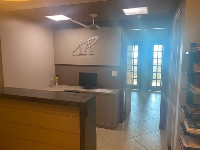 Foto do Sala - | Ed. Metrópole | Sala comercial para locação e para venda com 54.72M² - Centro, Londrina - PR | Premier Imóveis