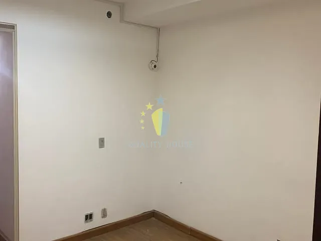 Sala à venda ou para alugar, no bairro Centro em Rio de Janeiro