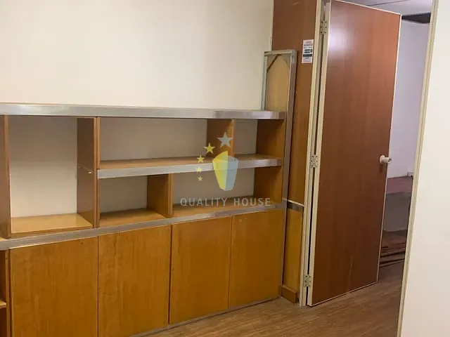 Sala à venda ou para alugar, no bairro Centro em Rio de Janeiro