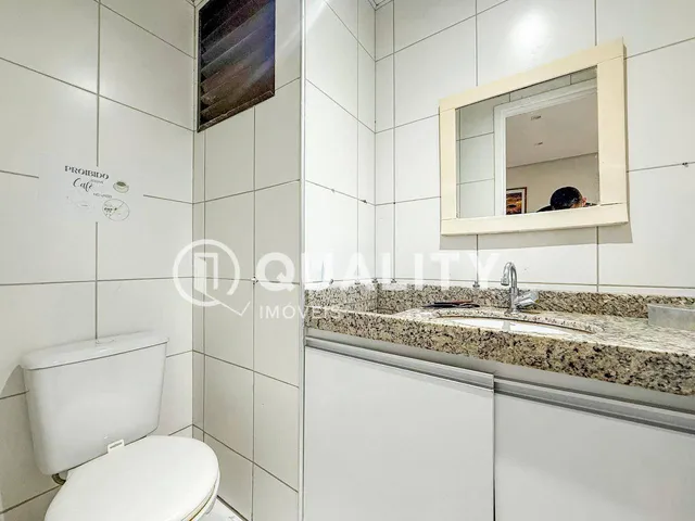 Sala à venda, no bairro Pici em Fortaleza
