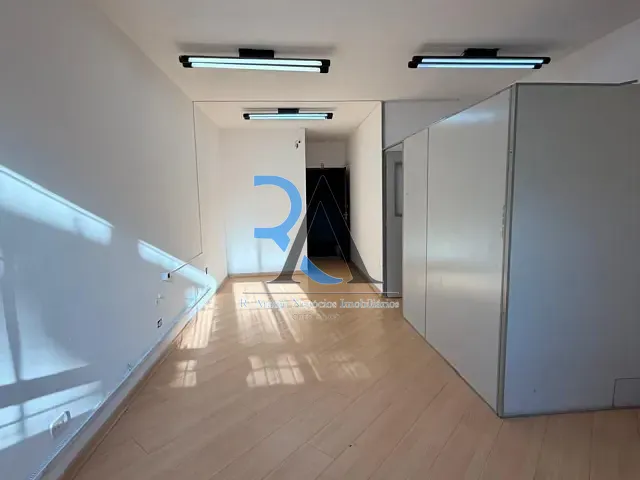 Sala para alugar, no bairro Água Rasa em São Paulo