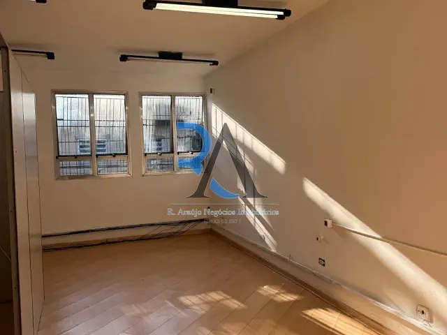Sala para alugar, no bairro Água Rasa em São Paulo
