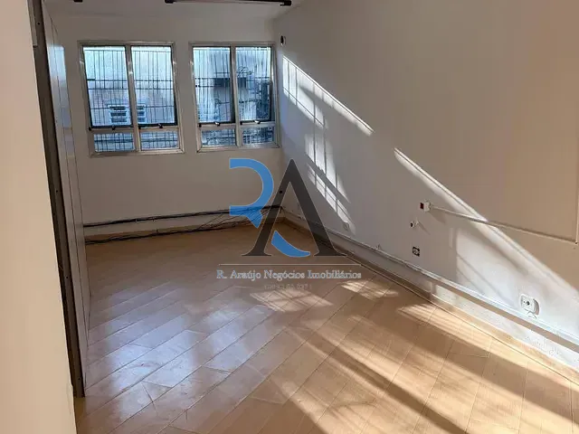 Sala para alugar, no bairro Água Rasa em São Paulo