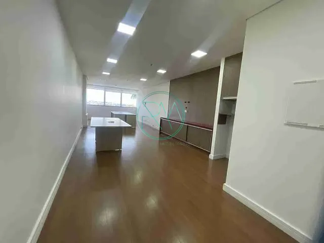 Sala com 90m², à venda, no bairro Gleba Fazenda Palhano em Londrina