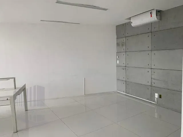 Sala à venda, no bairro República em São Paulo