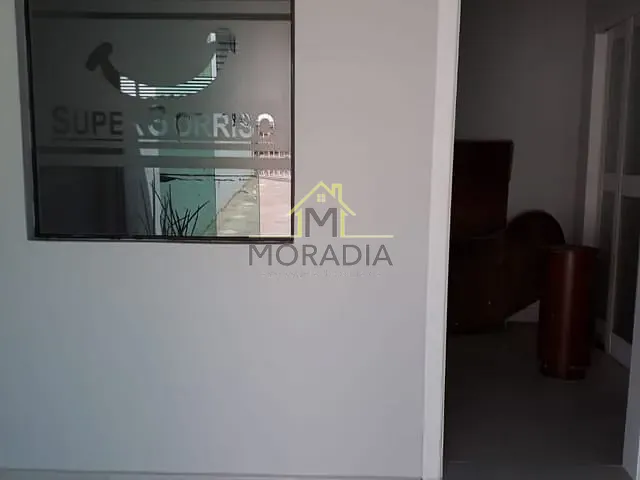 Sala com 338m², para alugar, no bairro Centro em Guaxupé