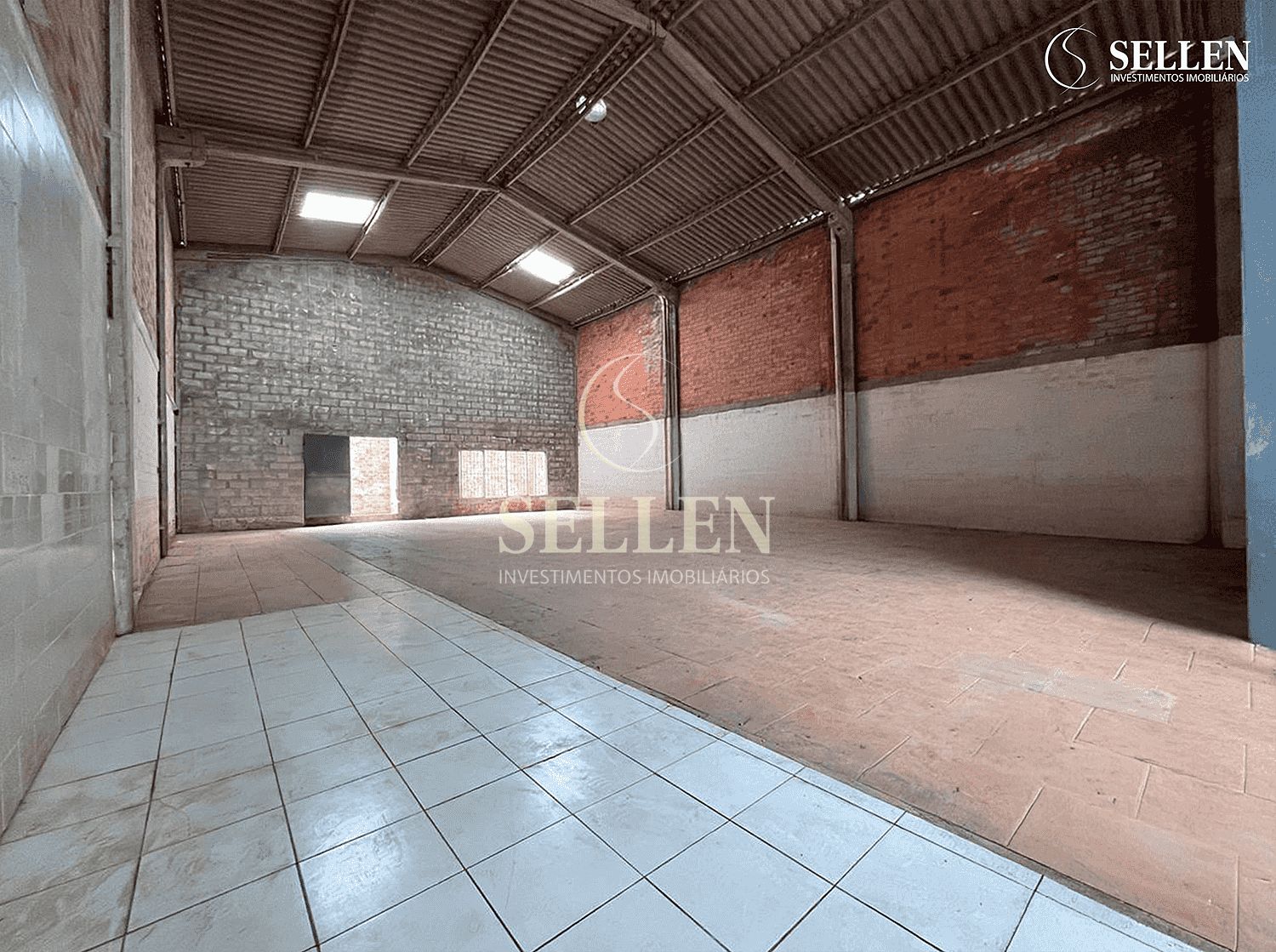 Depósito-Galpão, 363 m² - Foto 1