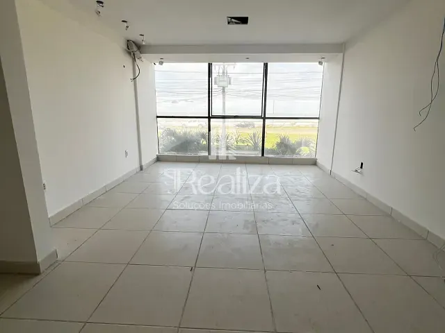 Sala com 54m², para alugar, no bairro Nossa Senhora da Vitória em Ilhéus