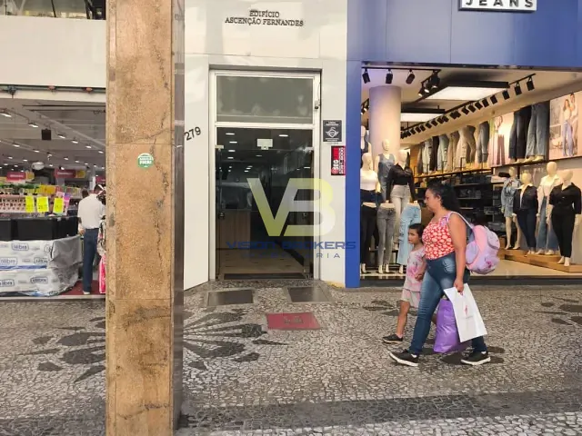 Sala para alugar, no bairro Centro em Curitiba