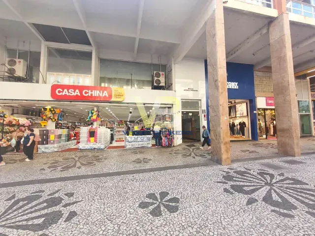 Sala para alugar, no bairro Centro em Curitiba