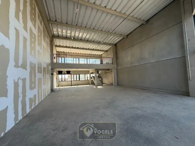 Sala com 297m², para alugar, no bairro Jardim Europa em Jaguariúna