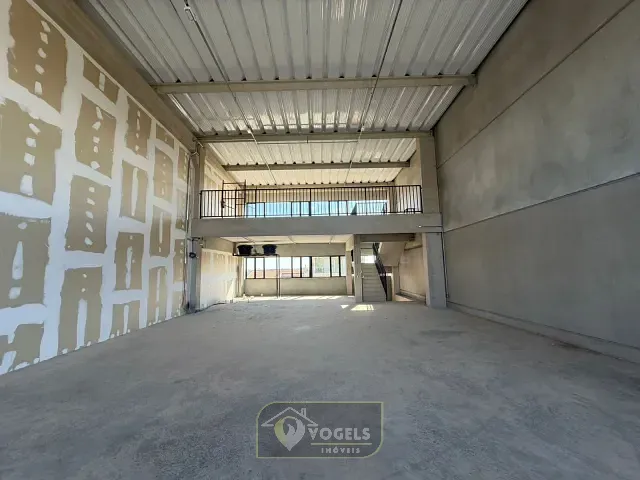 Sala com 297m², para alugar, no bairro Jardim Europa em Jaguariúna