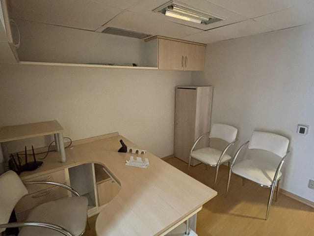 Sala com 42m², para alugar, no bairro Barra da Tijuca em Rio de Janeiro
