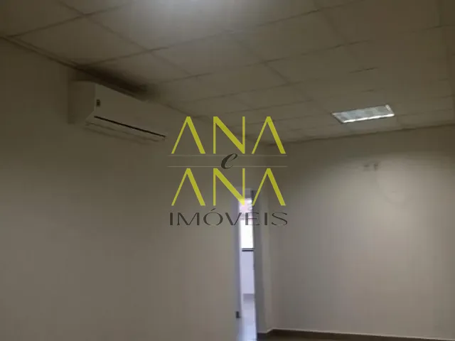 Sala à venda ou para alugar, no bairro Taboão em Bragança Paulista