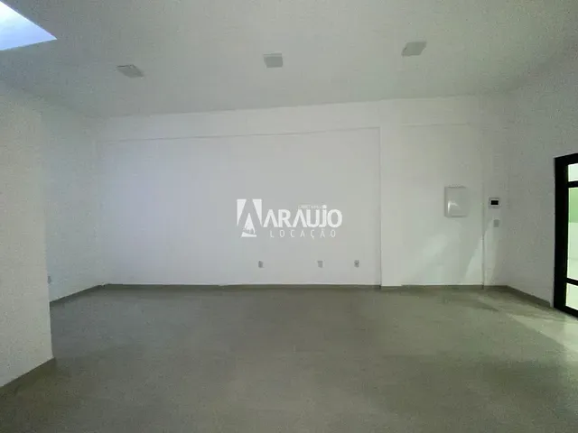 Sala com 39m², para alugar, no bairro Centro em Itajaí