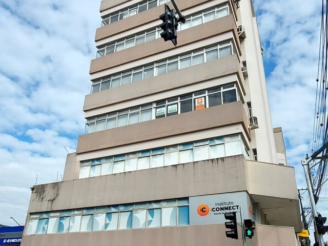 Sala com 164m², à venda ou para alugar, no bairro Centro em Ponta Grossa