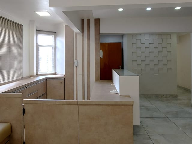Sala com 164m², à venda ou para alugar, no bairro Centro em Ponta Grossa
