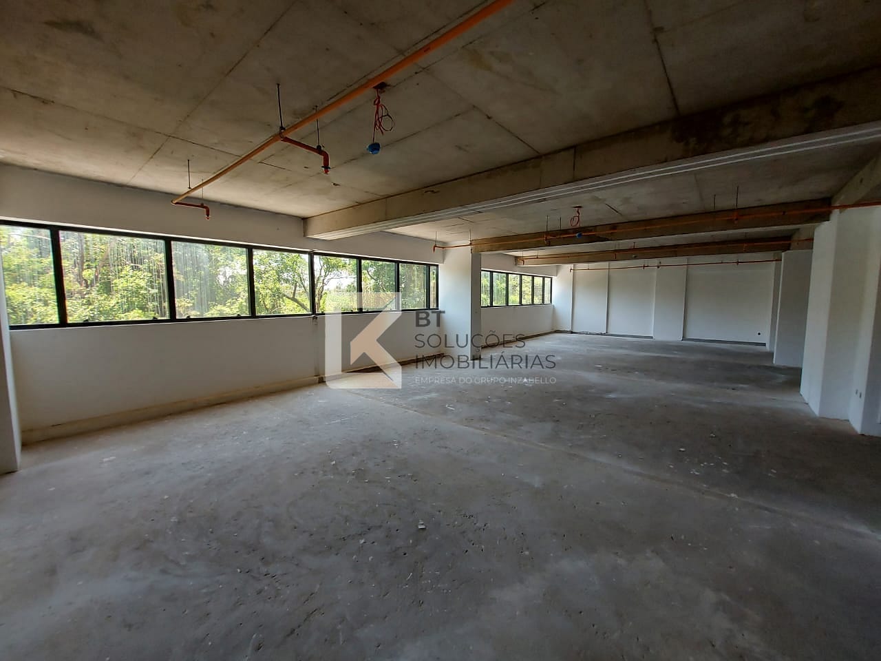 Sala-Conjunto, 322 m² - Foto 1