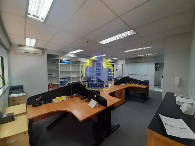 Sala com 35m², para alugar, no bairro Alphaville Residencial 12 em Santana de Parnaíba