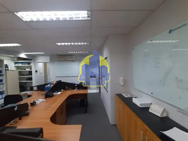Sala com 35m², para alugar, no bairro Alphaville Residencial 12 em Santana de Parnaíba