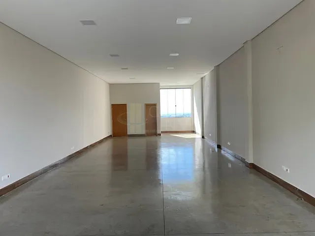 Sala à venda, no bairro Parque Bela Vista em Apucarana