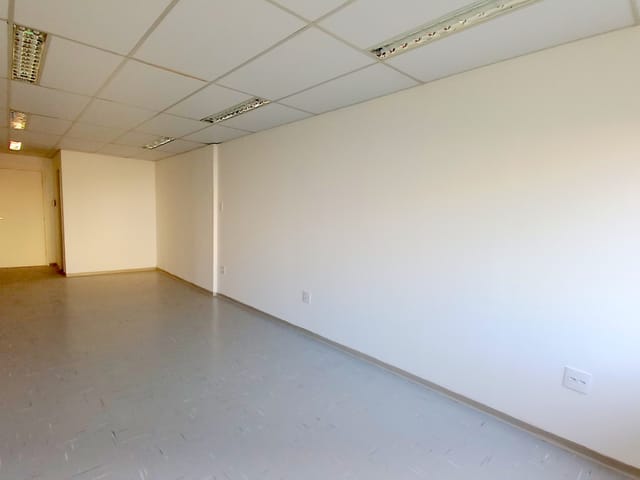 Sala com 97m², à venda ou para alugar, no bairro Itaim Bibi em São Paulo