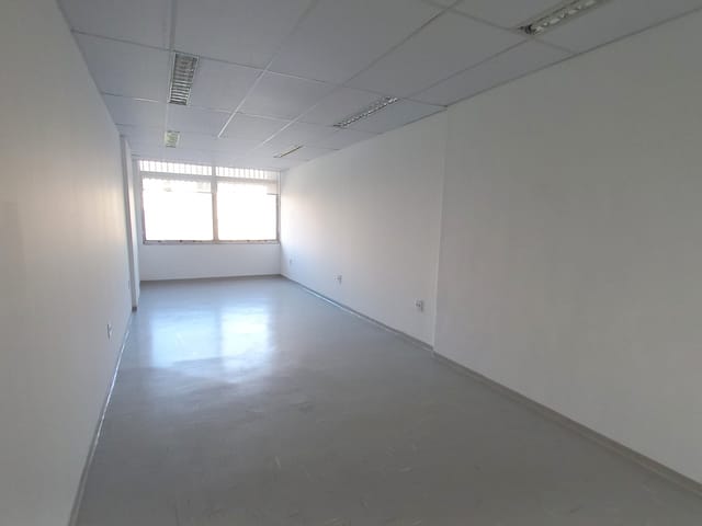 Sala com 97m², à venda ou para alugar, no bairro Itaim Bibi em São Paulo