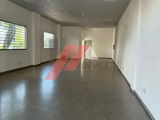 Sala com 120m², para alugar, no bairro Centro em Foz do Iguaçu