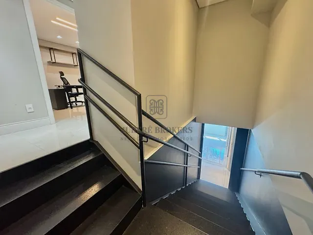 Sala à venda, no bairro Saco Grande em Florianópolis