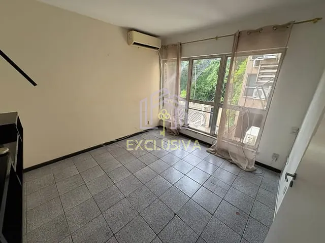 Sala com 35m², à venda, no bairro Cacuia em Rio de Janeiro